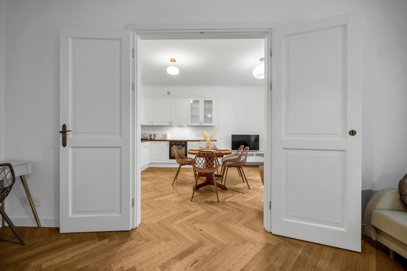 Apartament Downtown - 82m2, Location - By Rentujemy Warszawa