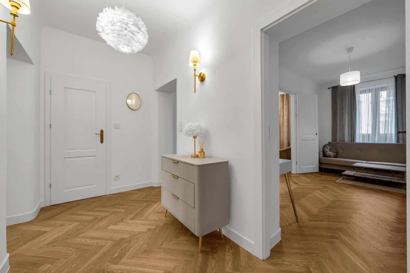 Downtown - 82m2, Location - By Rentujemy Apartament