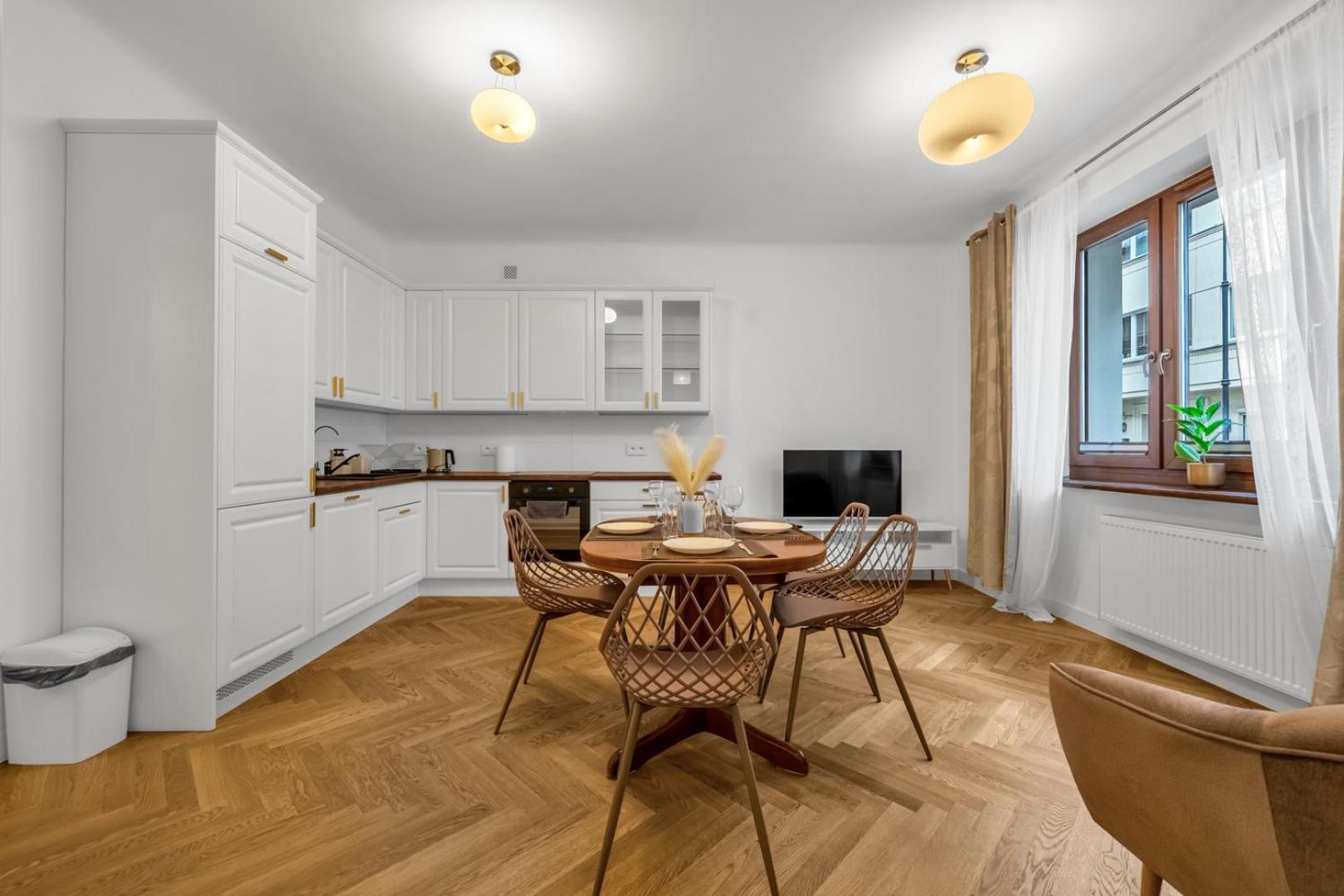 Apartament Downtown - 82m2, Location - By Rentujemy *