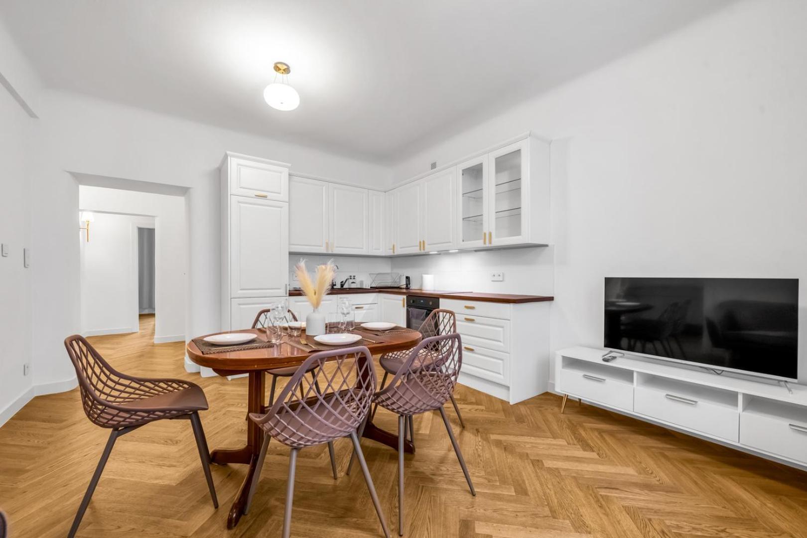 Downtown - 82m2, Location - By Rentujemy