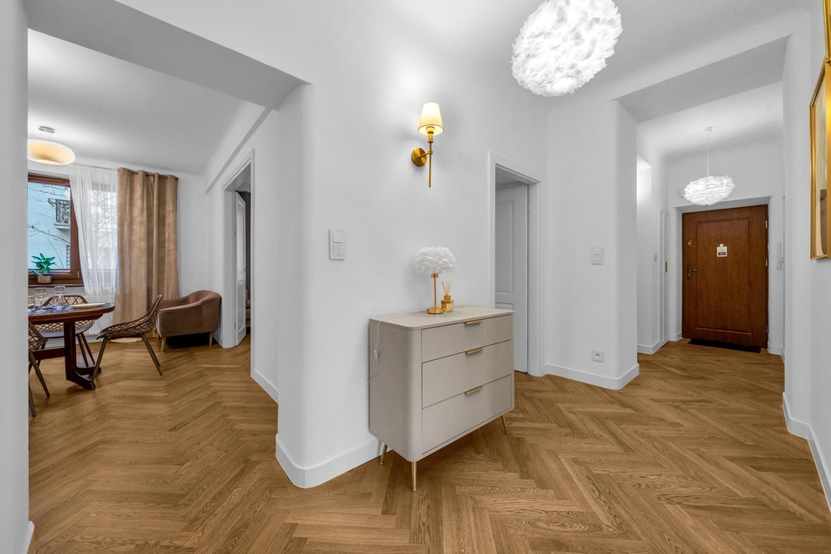 Downtown - 82m2, Location - By Rentujemy * Warszawa